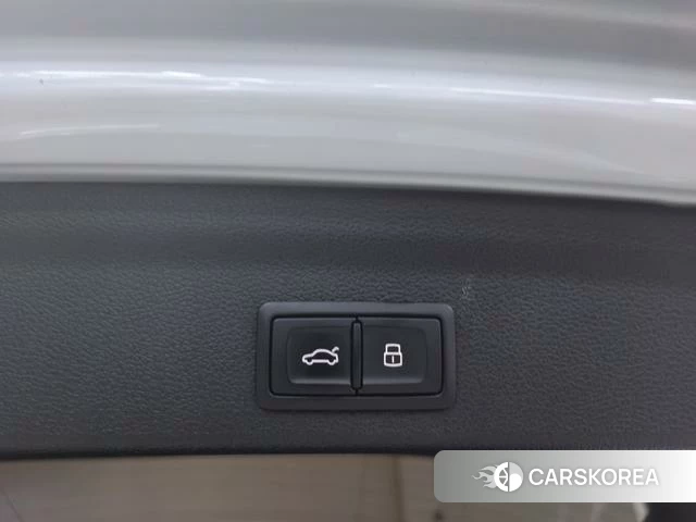 Audi Q3 2022 Белый из Китая, фото 6
