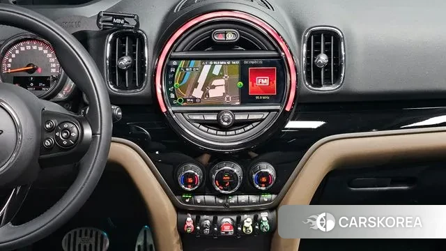 Mini Cooper Countryman 2020 Темно-зеленый из Кореи, фото 6