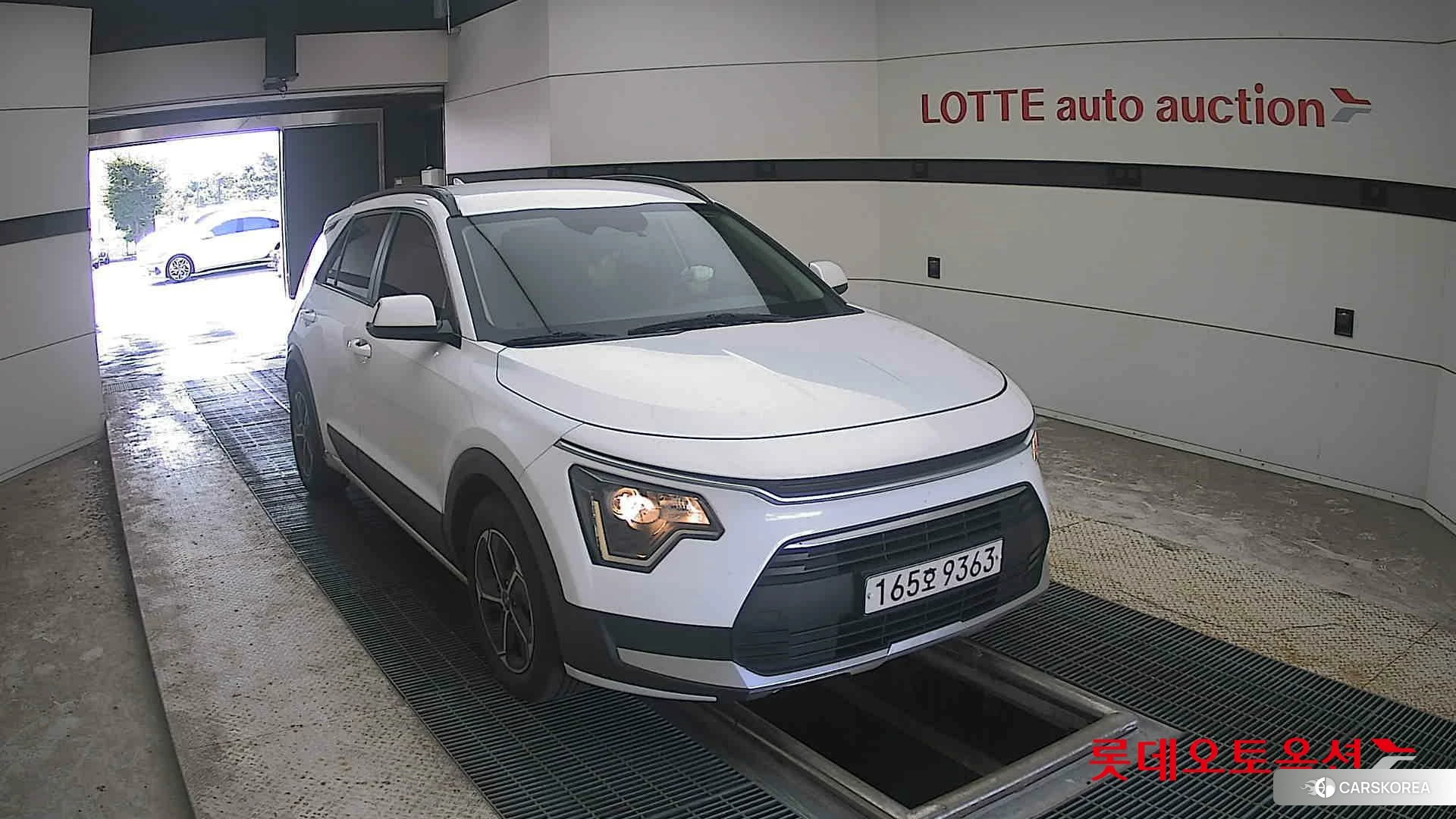 Kia Niro Hybrid 2022 Snow White Pearl (optional) из Кореи, фото 6