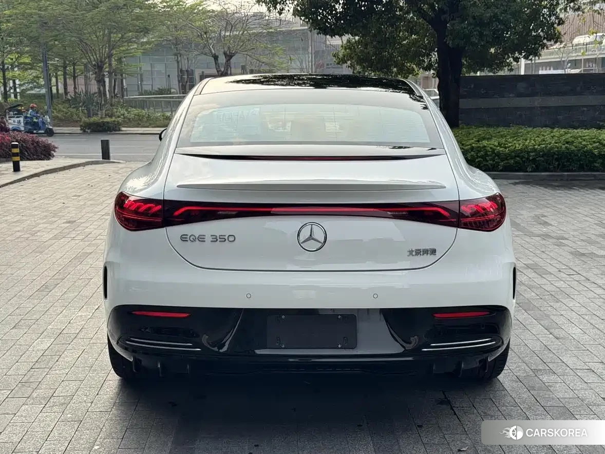 Mercedes-Benz EQE 2025 Белый из Китая, фото 6