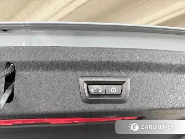 Mini Cooper Countryman 2022 Светло-серебряный цвет из Кореи, фото 6