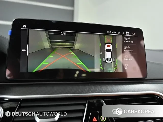 BMW 5 Series (G30) 2023 Белый из Кореи, фото 6