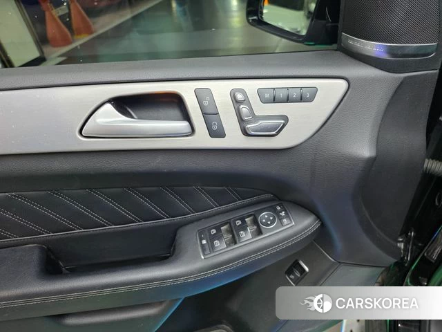 Mercedes-Benz GLE - Class W166 2018 Черный из Кореи, фото 6