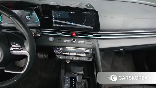 Hyundai The New Avante Hybrid (CN7) 2023 Серебристо-серый из Кореи, фото 6