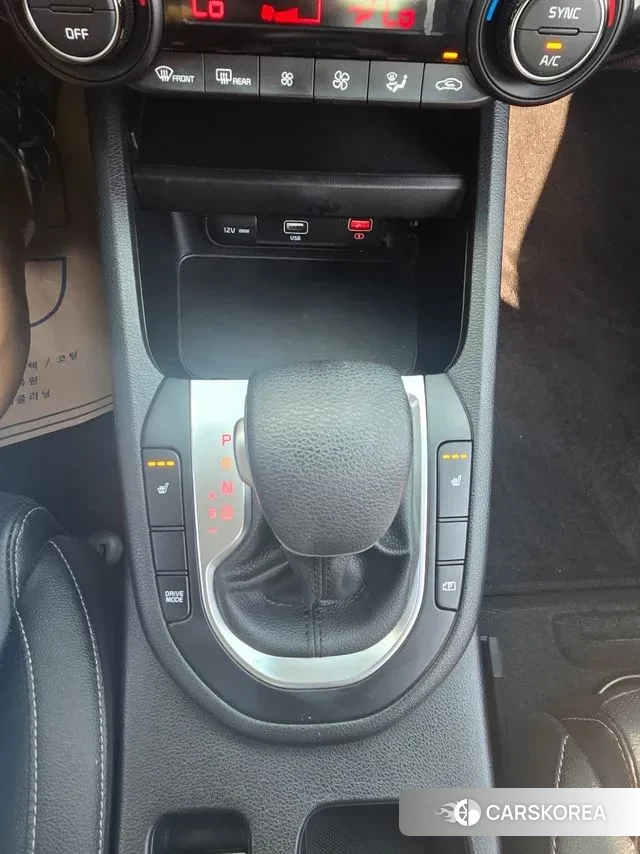 Kia The New K3 2nd generation 2022 Белый из Кореи, фото 6