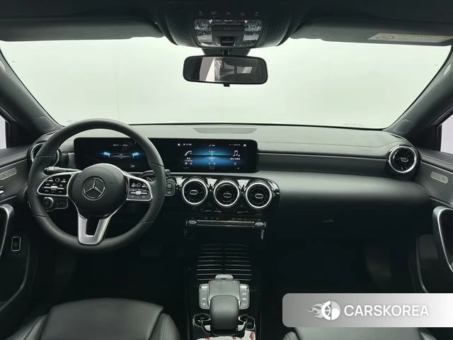 Mercedes-Benz Class A 2022 Белый из Китая, фото 6