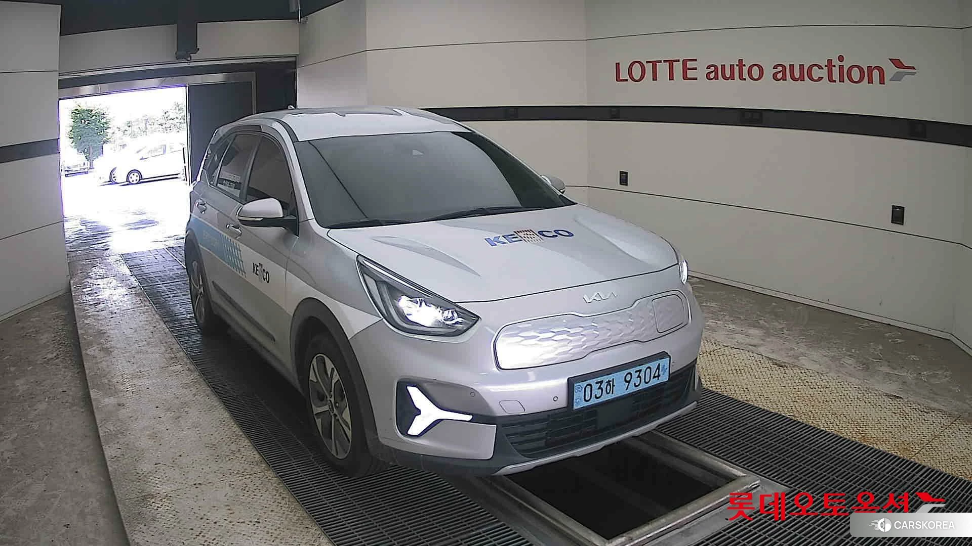 Kia Niro Plus 2023 Sparkling Silver из Кореи, фото 6