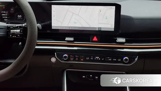 Kia The New Carnival 4th Generation 2025 Белый из Кореи, фото 6