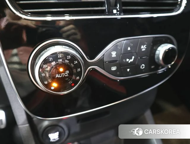 Renault Korea (Samsung) Clio 2019 Красный из Кореи, фото 6