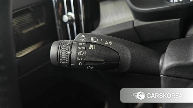 Volvo XC40 2020 Белый из Кореи, фото 6