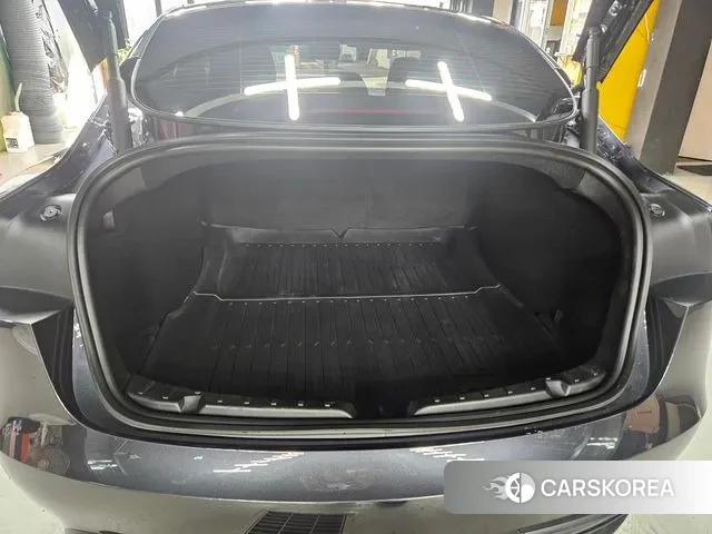 Tesla Model 3 2025 Серый из Кореи, фото 6