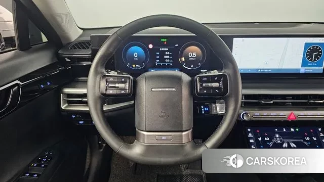 Hyundai Grandeur (GN7) 2024 Серебристо-серый из Кореи, фото 6