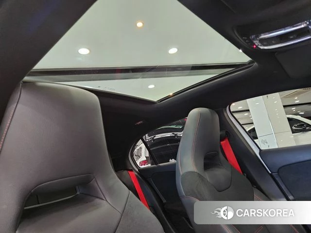 Mercedes-Benz A-Class W177 2025 Белый из Кореи, фото 6