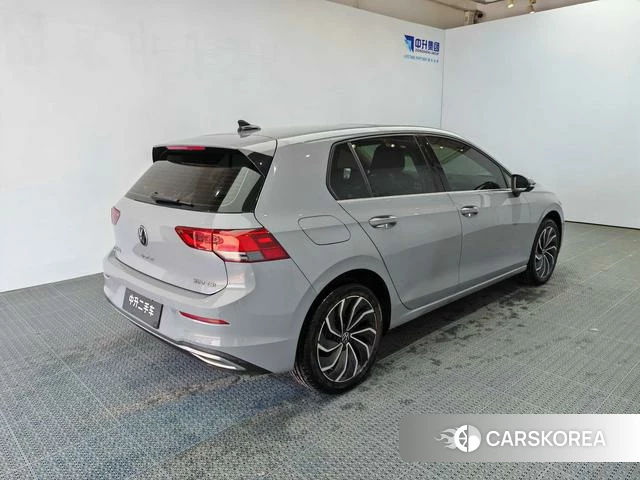 Volkswagen Golf 2021 Темно-серый из Китая, фото 6