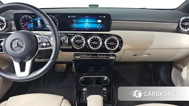 Mercedes-Benz A-Class W177 2022 Белый из Кореи, фото 6