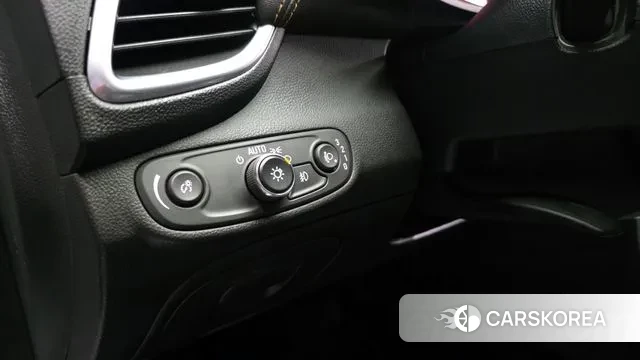 Chevrolet (GM Daewoo) The New Trax 2021 Белый из Кореи, фото 6