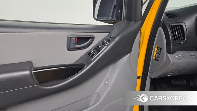 Hyundai The New Grand Starex 2019 Желтый из Кореи, фото 6