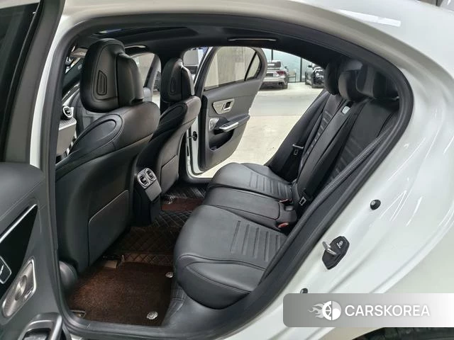 Mercedes-Benz Class C 2022 Белый из Китая, фото 6