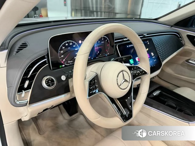 Mercedes-Benz E-Class W214 2024 Белый из Кореи, фото 6