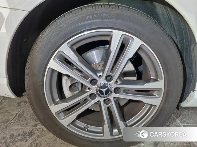 Mercedes-Benz E-Class W213 2022 Белый из Кореи, фото 6