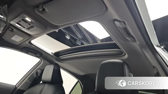 Toyota Camry (XV70) 2023 Белый из Кореи, фото 6