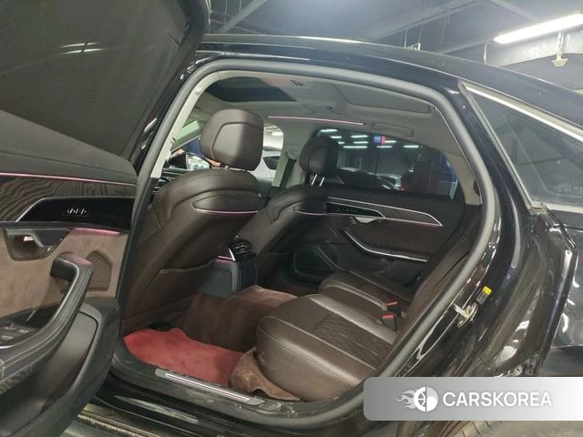 Audi A8 2023 Черный из Китая, фото 6
