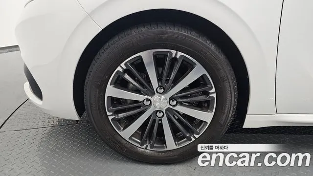 Peugeot 208 id 2665163 из Кореи 6