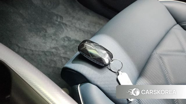 Genesis GV60 2025 Небесно-голубой из Кореи, фото 6