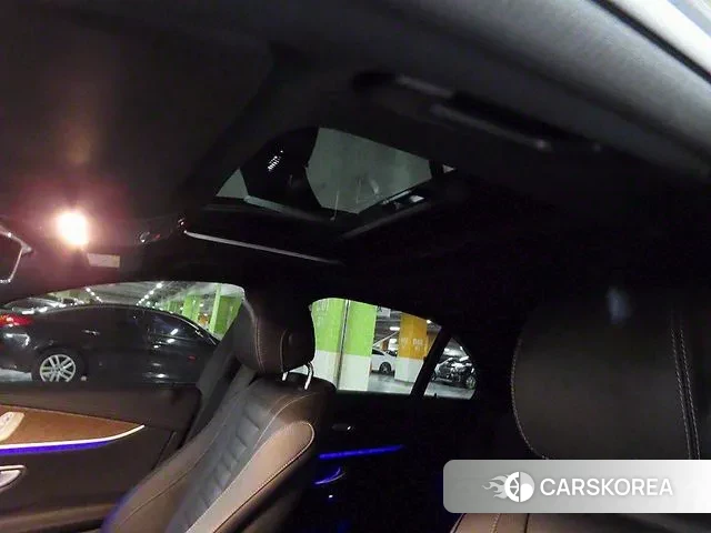 Mercedes-Benz E-Class W213 2023 Черный из Кореи, фото 6