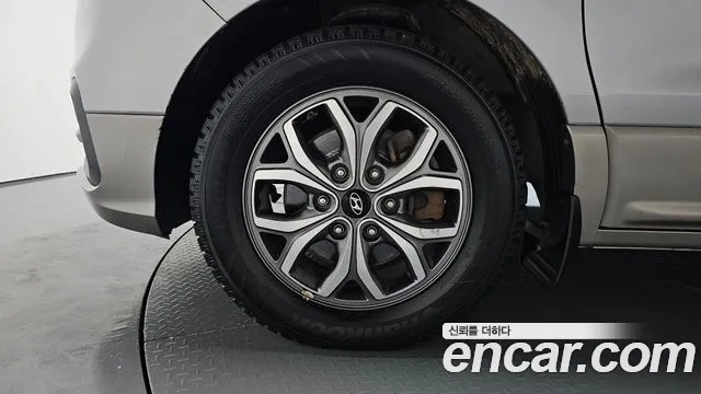 Hyundai The New Grand Starex id 2699444 из Кореи 6