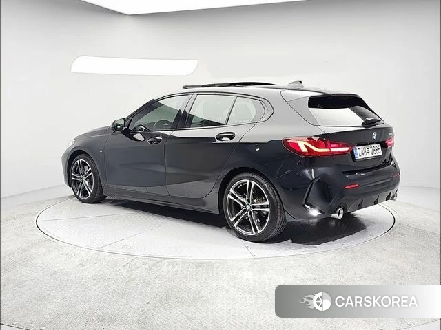 BMW 1 Series (F40) 2023 Черный из Кореи, фото 6