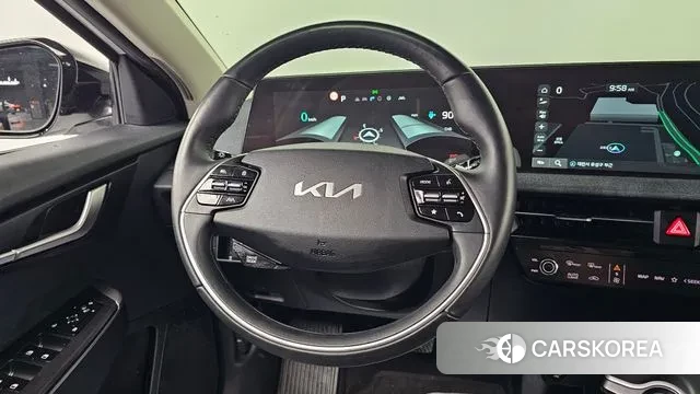 Kia EV6 2022 Белый из Кореи, фото 6