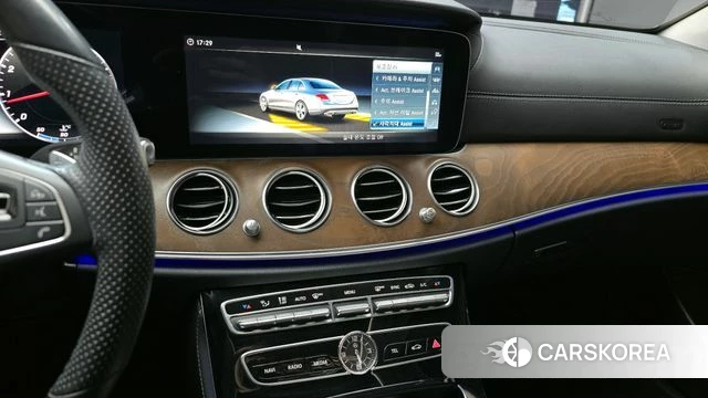 Mercedes-Benz E-Class W213 2018 Белый из Кореи, фото 6