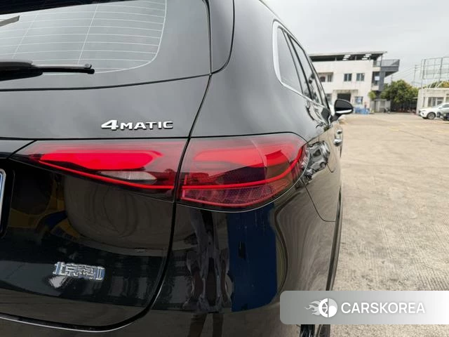 Mercedes-Benz GLC 2024 Черный из Китая, фото 6