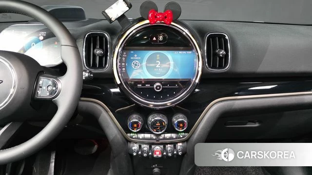 Mini Cooper Countryman 2022 Светло-серебряный цвет из Кореи, фото 6