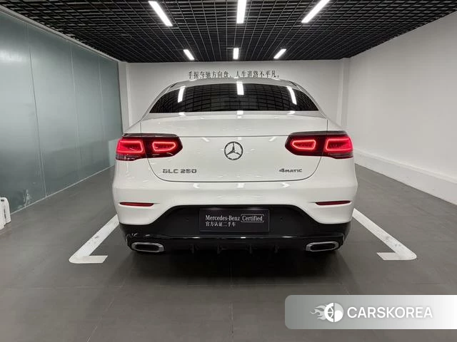 Mercedes-Benz GLC Coupe 2023 Белый из Китая, фото 6