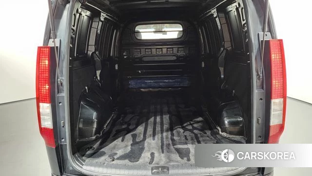 Hyundai Staria 2022 Черный из Кореи, фото 6