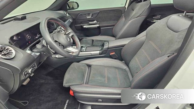 Mercedes-Benz GLB-Class X247 2025 Белый из Кореи, фото 6