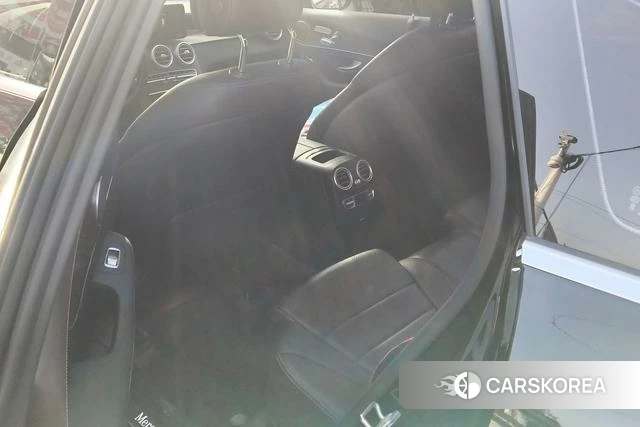 Mercedes-Benz GLC 2021 Черный из Китая, фото 6