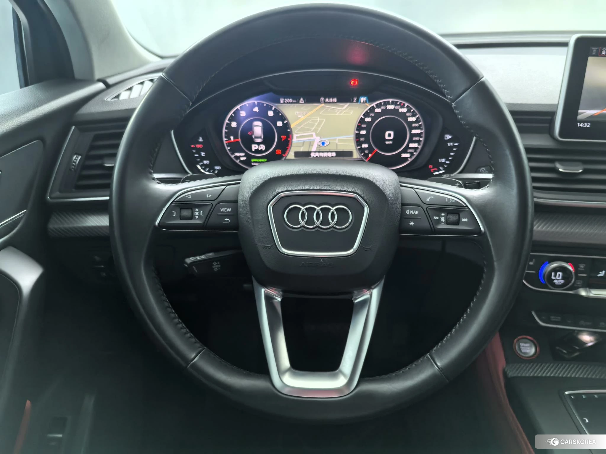 Audi Q5L 2019 Черный из Китая, фото 6