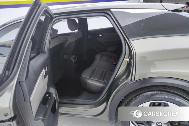 Citroen Versailles C5 X 2023 Зеленый из Китая, фото 6