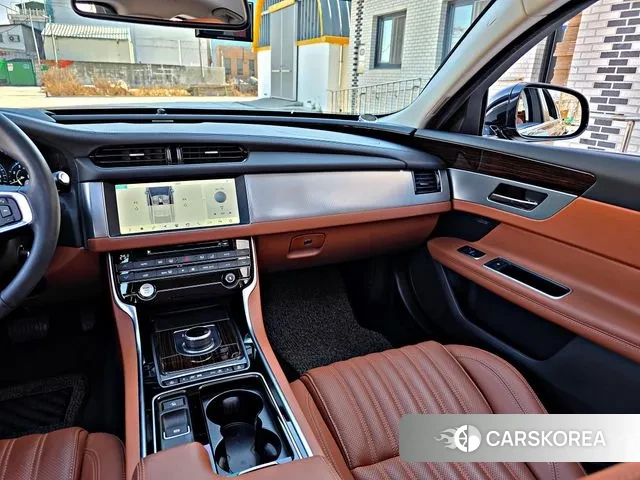 Jaguar XF (X260) 2018 Черный из Кореи, фото 6