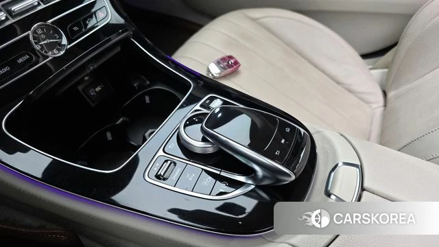 Mercedes-Benz E-Class W213 2019 Белый из Кореи, фото 6