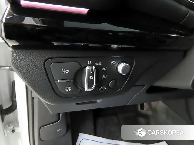 Audi Q5 (FY) 2024 Белый из Кореи, фото 6