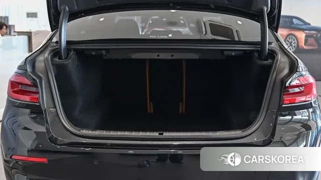 BMW 5 Series (G30) 2023 Черный из Кореи, фото 6