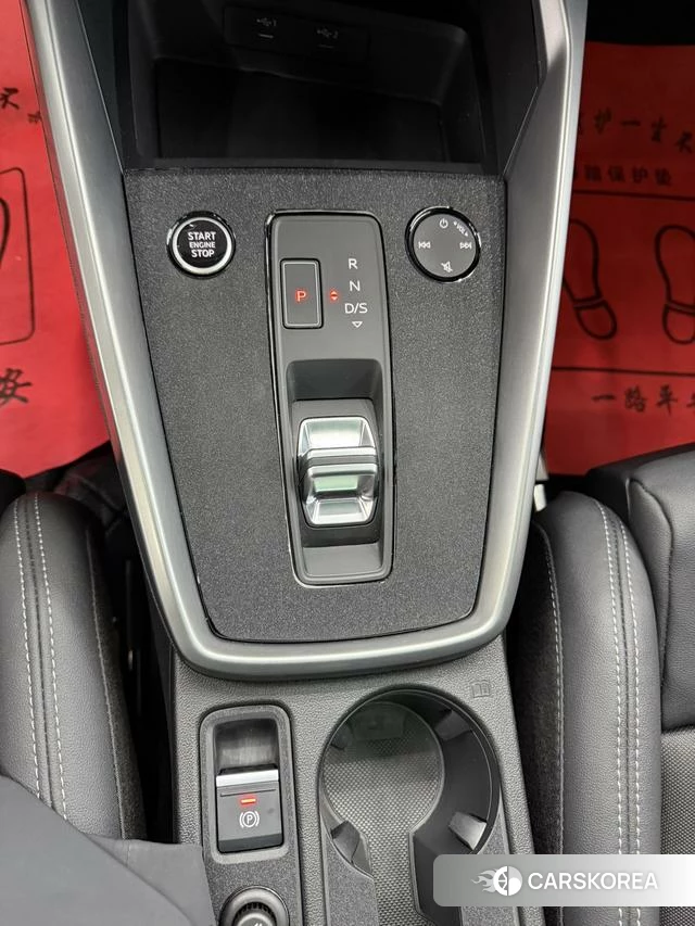 Audi A3 2023 Белый из Китая, фото 6