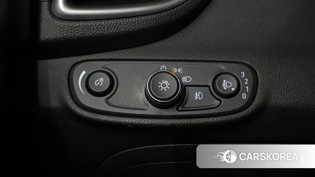 Chevrolet (GM Daewoo) The New Trax 2022 Белый из Кореи, фото 6