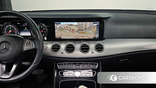 Mercedes-Benz E-Class W213 2018 Белый из Кореи, фото 6