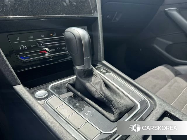 Volkswagen Magotan 2021 Черный из Китая, фото 6