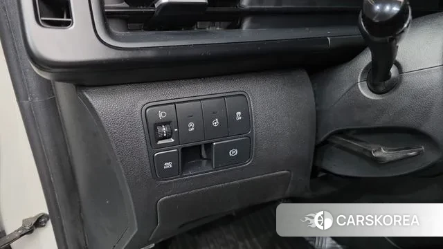 Hyundai Staria 2022 Белый из Кореи, фото 6